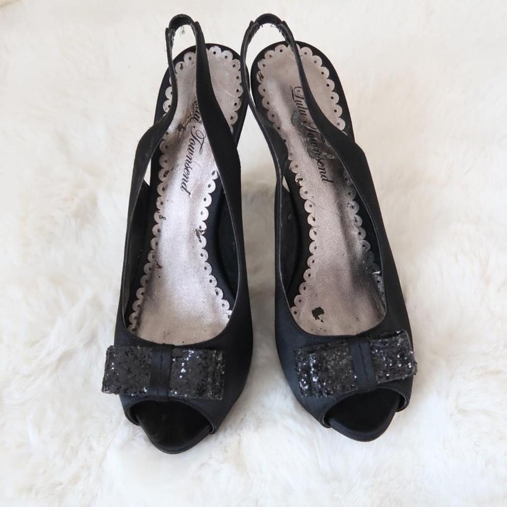 y2k black satin peep toe slingback heels lulu townsend size 8.5